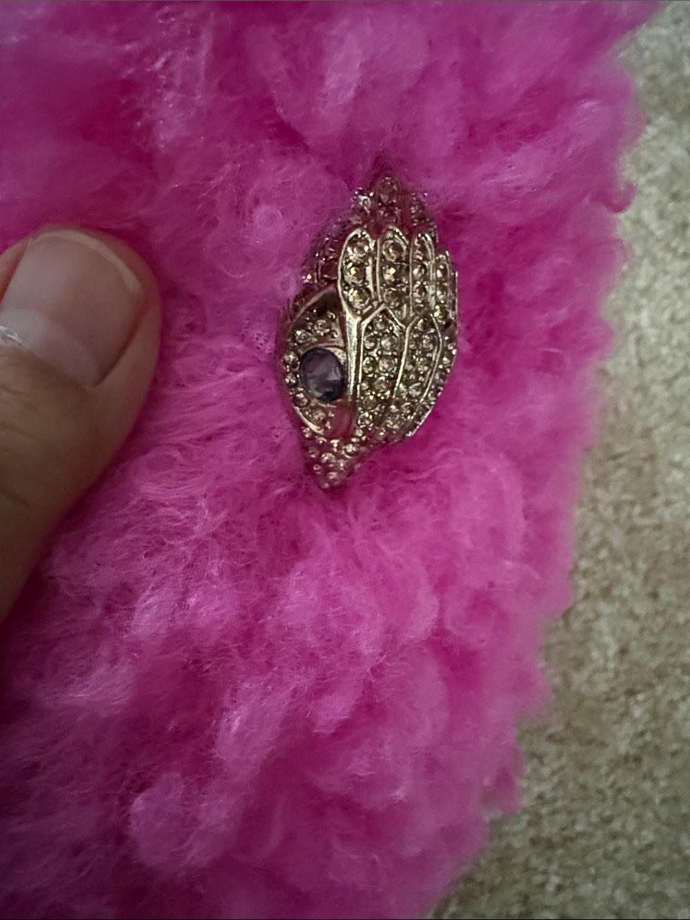Kurt Geiger Hot Pink Fuzzy Slippers with Gold Eagle Accent. Size 40. New other - Picture 7 of 13